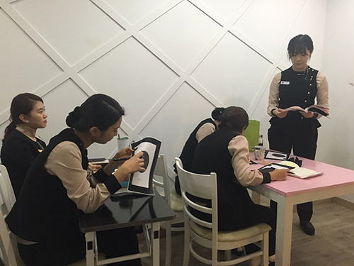 919f892f45o-137.jpg